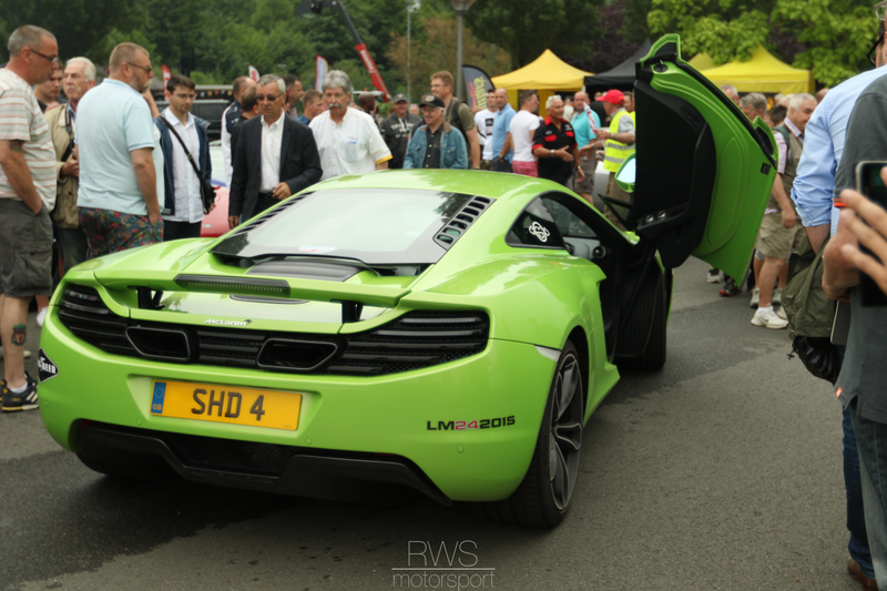 Illustration for article titled Classic British Welcome Photos (Le Mans Carshow)